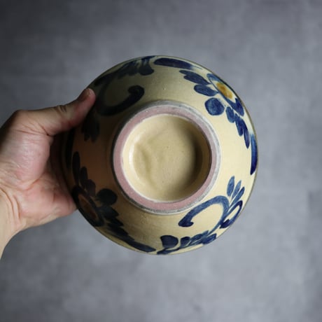 5寸マカイ1 飴 呉須釉 菊花唐草 やちむん 陶器 北窯 宮城正享工房:7005015
