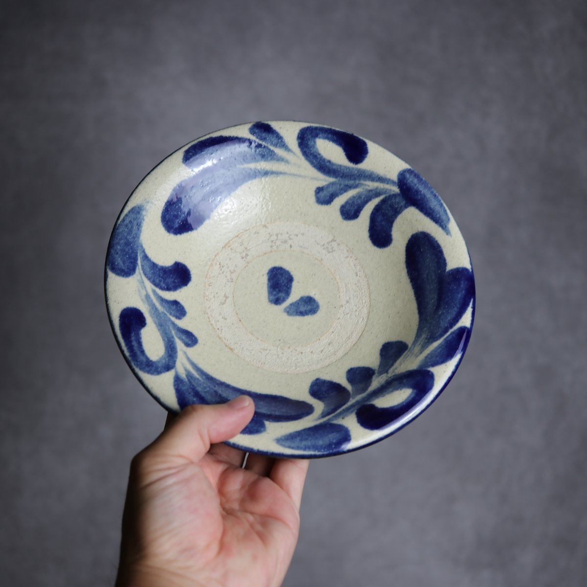 6寸皿1 呉須釉 唐草 やちむん 陶器 北窯 松田共司工房:7004008 | MADE