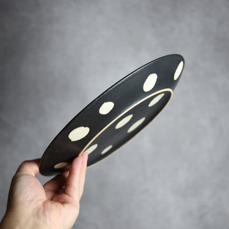 モノクロ皿 丸 大 やちむん 陶器 陶factory509:7017024