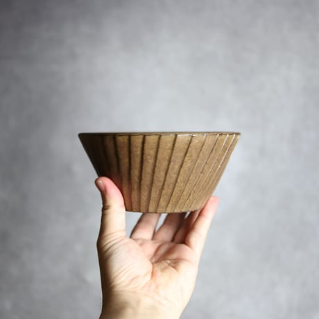 5寸ボウルS1 ダークブラウン 斜めプリーツ やちむん 陶器 cerca:7025012