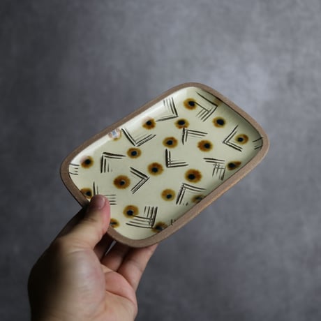 長角皿 小 サンディー 飴に呉須の点 やちむん 陶器 一翠窯:7021001