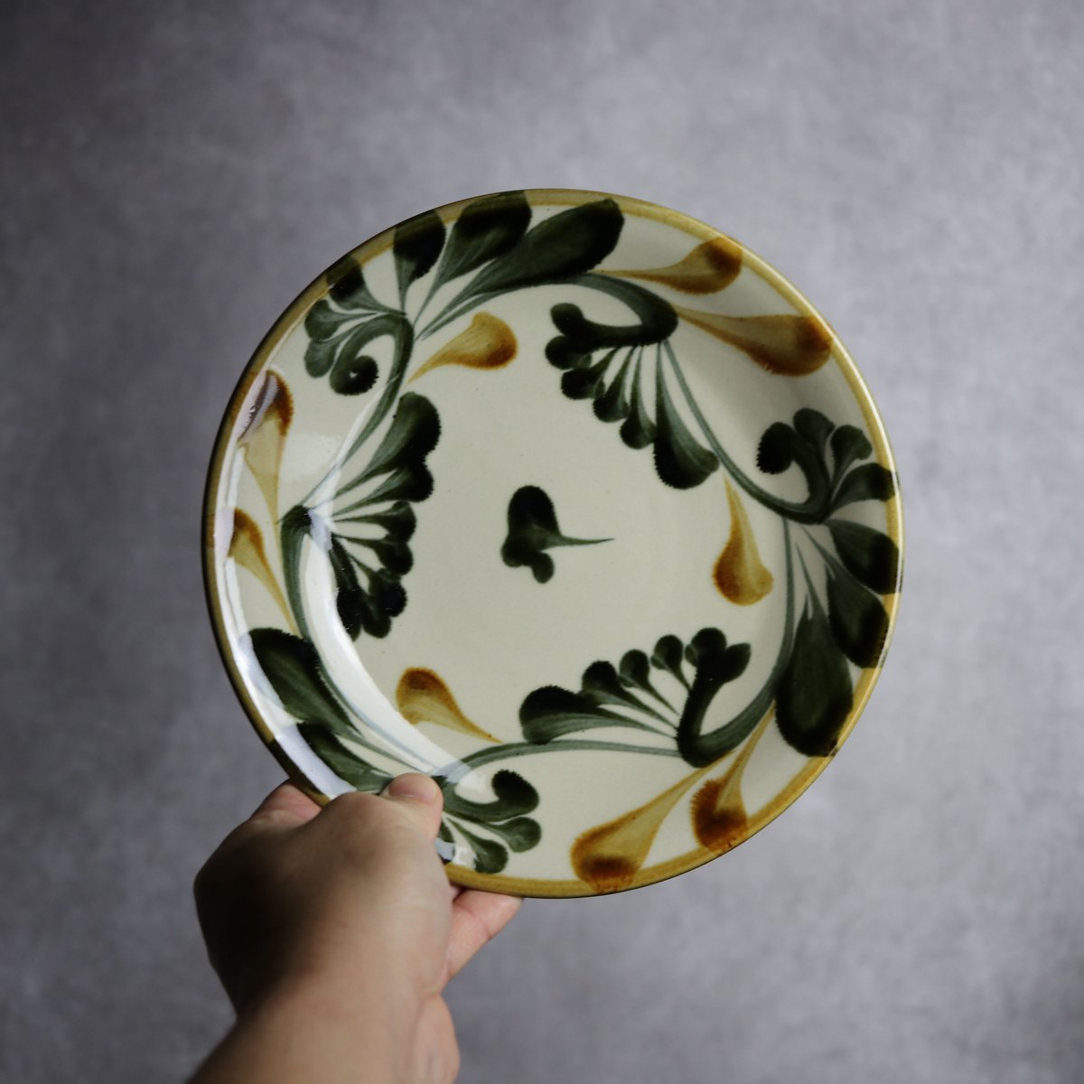 専用❗️やちむん　北窯　沖縄　中皿　宮城　新品　陶器　呉須　茶色　松田　7寸　4枚 専用❗️やちむん 北窯 沖縄 中皿 宮城 新品 陶器 呉須 茶色