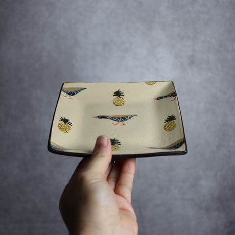 角皿C ヤンバルクイナパイン やちむん 陶器 アトリエクッチャネ:7026017