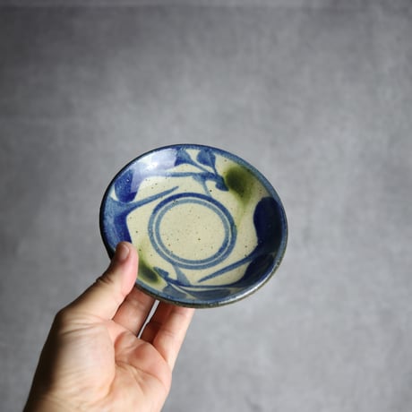 4寸皿 唐草 青 緑 やちむん 陶器 陶芸こまがた:7006080
