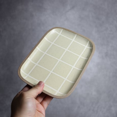 長角皿 中 タイル キビ灰 白 やちむん 陶器 一翠窯:7021002
