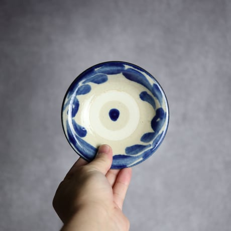 4寸皿1S 呉須 唐草 やちむん 陶器 いずみ窯 島袋工房:7028007