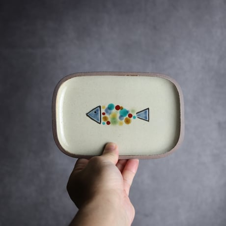 長角皿 小 赤絵 魚 やちむん 陶器 一翠窯:7021017