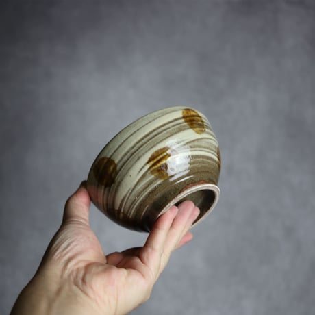 4寸鉢S2 飴釉 点打 刷毛目 やちむん 陶器 北窯 松田米司工房:7003034