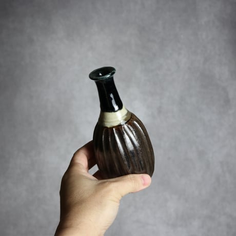 鶴瓶1 飴釉 シノギ やちむん 陶器 北窯 松田共司工房:7004055