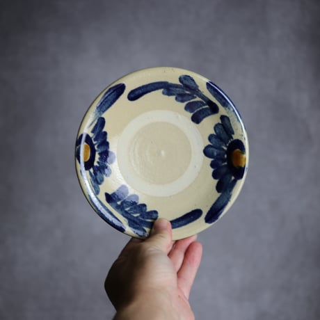 陶器製皿 5枚セット 直径約15cm 一部欠けあり 陶器製皿 5枚セット 直径約15cm 一部欠けあり