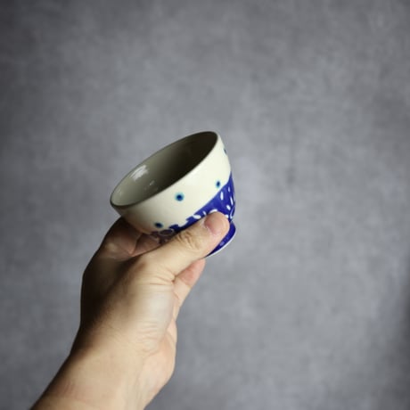 丸湯呑 呉須釉 唐草 やちむん 陶器 高江洲陶磁器:7205036