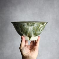 6寸マカイ1 黒呉須釉 菊唐草紋 やちむん 陶器 榮一工房:7013043