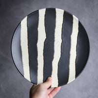 モノクロ皿 シマ 大4 やちむん 陶器 陶factory509:7017026