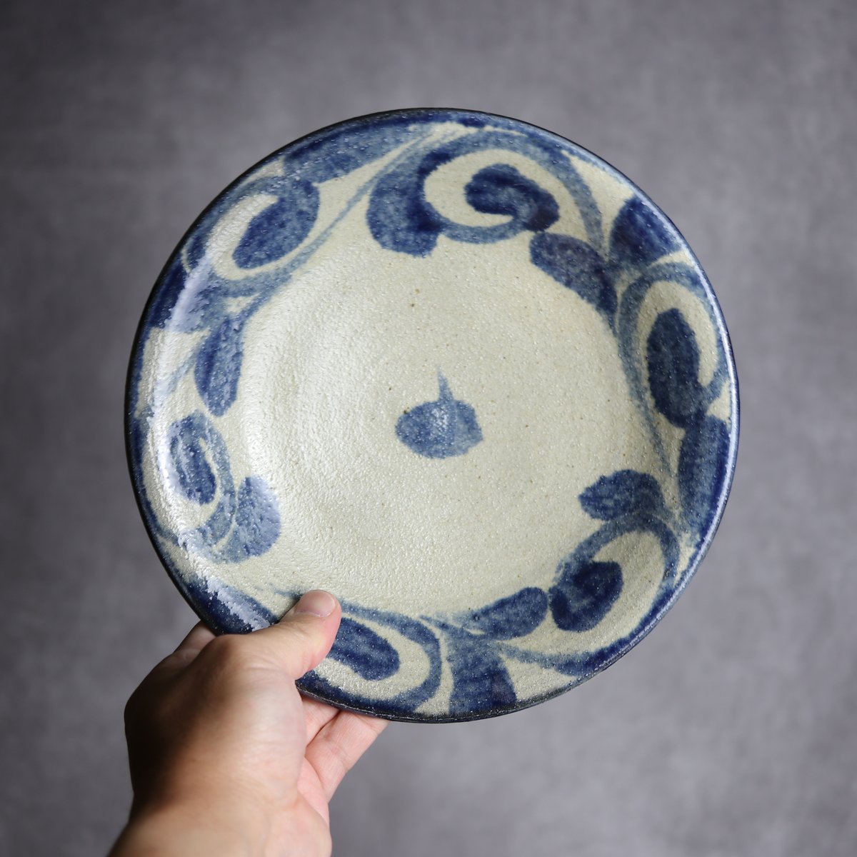 彫紋壺 fit=scale-down,w=1200