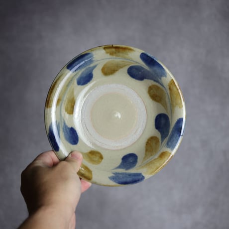 6寸皿S1 飴 呉須釉 双葉紋 やちむん 陶器 北窯 松田米司工房:7003005