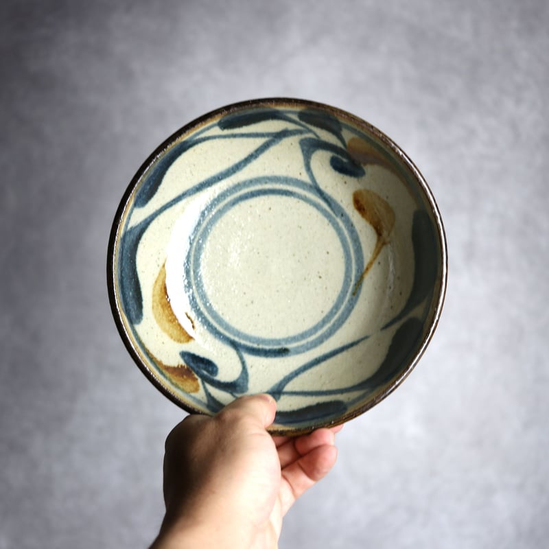 1*0様 天山→濃紺 陶器製 植木鉢 透かし模様