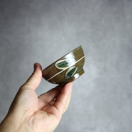 3寸蓋物1 タラフー 呉須釉 イッチン 双葉紋 やちむん 陶器 百草陶房 : 7032056