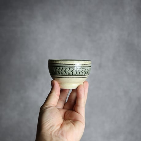 湯呑1 呉須釉 飛鉋 やちむん 陶器 百草陶房 : 7032040