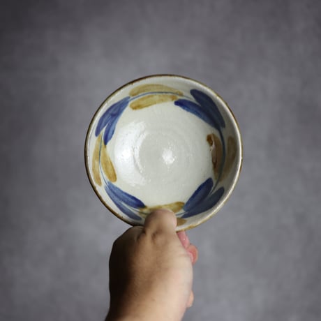 4寸鉢S3 飴 呉須釉 双葉 やちむん 陶器 漂窯:7010012