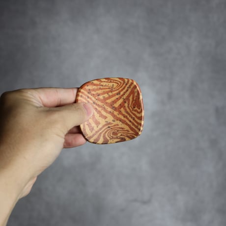 豆皿5 赤 練り込み やちむん 陶器 南蛮焼知念窯 :7209001