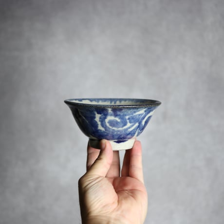 4寸マカイ3 呉須釉 唐草 やちむん 陶器 榮一工房:7013034
