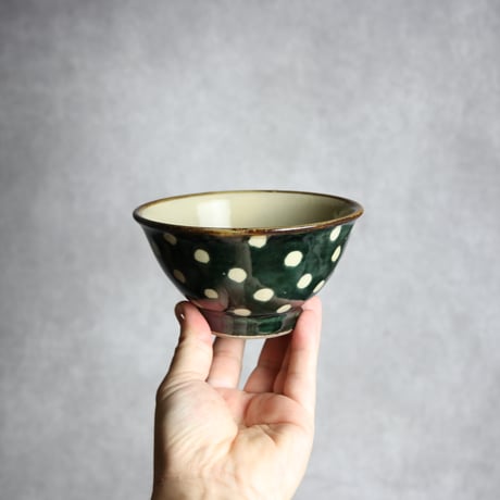 4寸マカイ 呉須釉 蝋抜 点打  やちむん 陶器 真南風工房:7011008