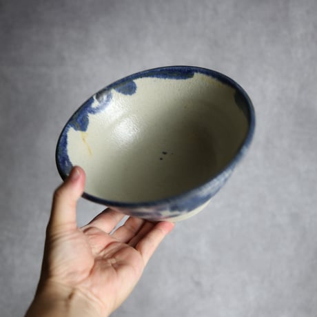 6寸マカイ1 呉須釉 菊唐草紋 やちむん 陶器 榮一工房:7013043