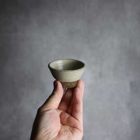 猪口2 ぐい呑 白釉 やちむん 陶器 榮一工房:7013100