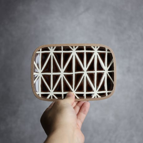 長角皿 小 シャングリラ アメ 茶色 やちむん 陶器 一翠窯:7021001