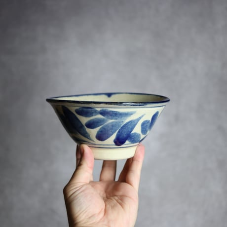5寸マカイ1S 呉須釉 葉紋 やちむん 陶器 いずみ窯 島袋工房:7028042