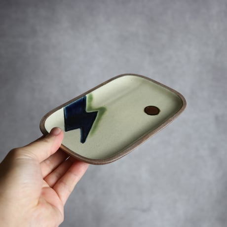 長角皿 小 かみなり やちむん 陶器 一翠窯:7021001