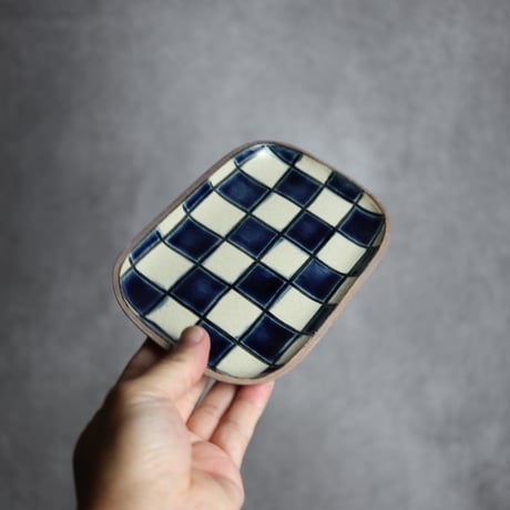 長角皿 小 格子 呉須 白 やちむん 陶器 一翠窯:7021001