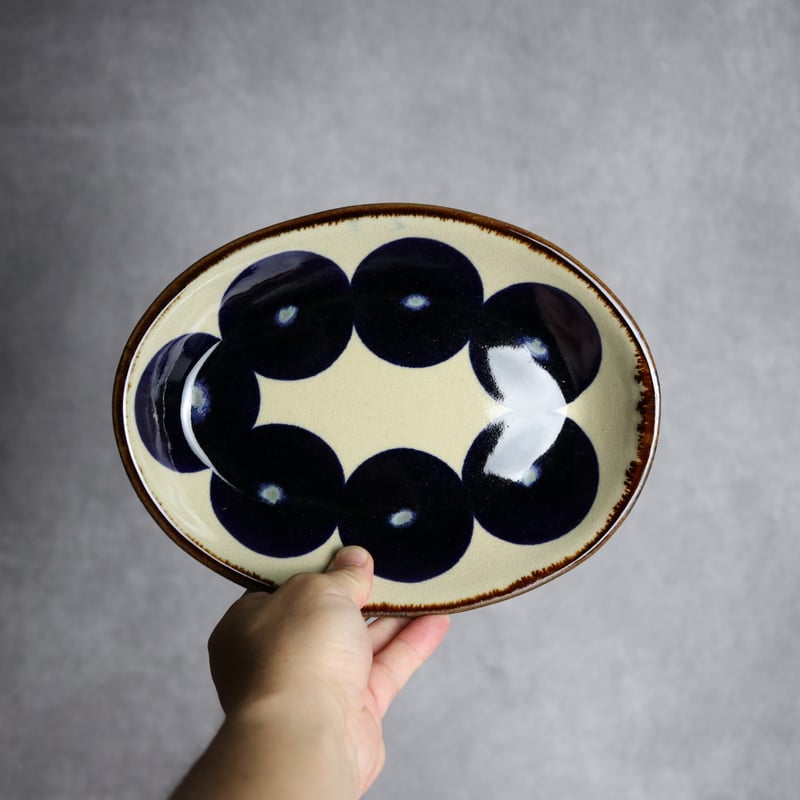 オーバル皿2 青丸紋 やちむん 陶器 エドメ陶房:7201002 | MADE IN OKIN