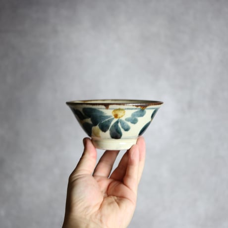 4寸マカイ1S 飴 呉須釉 菊花唐草 やちむん 陶器 いずみ窯 島袋工房:7028038