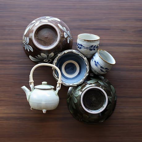 kazoo様 2枚セット　新品　やちむん　田村窯　7寸皿(蛇の目あり) 指掻き 田村窯 8寸皿 | WOLK