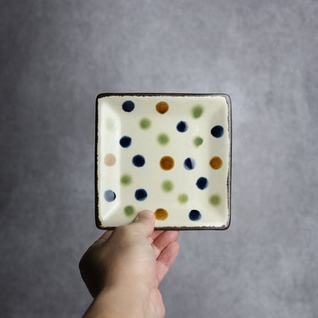 正方皿 小 ドット やちむん 陶器 一翠窯:7021005