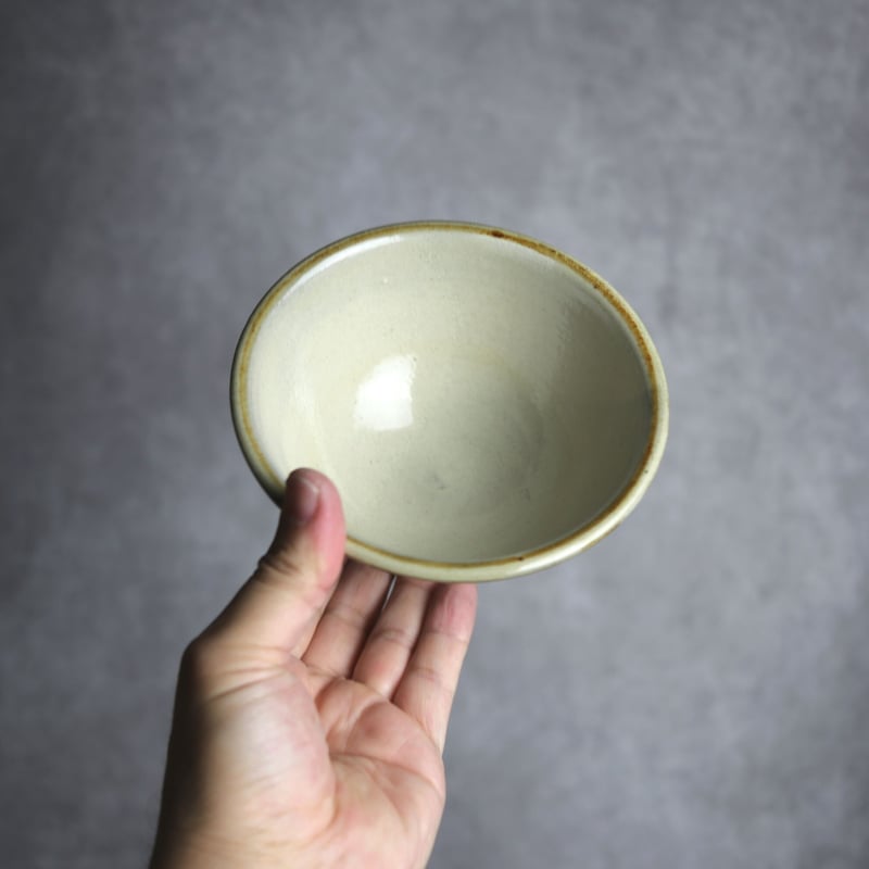 4寸マカイ 飛鉋 線彫唐草 やちむん 陶器 真南風工房:7011008 | MADE IN
