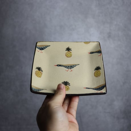 角皿C ヤンバルクイナパイン やちむん 陶器 アトリエクッチャネ:7026017