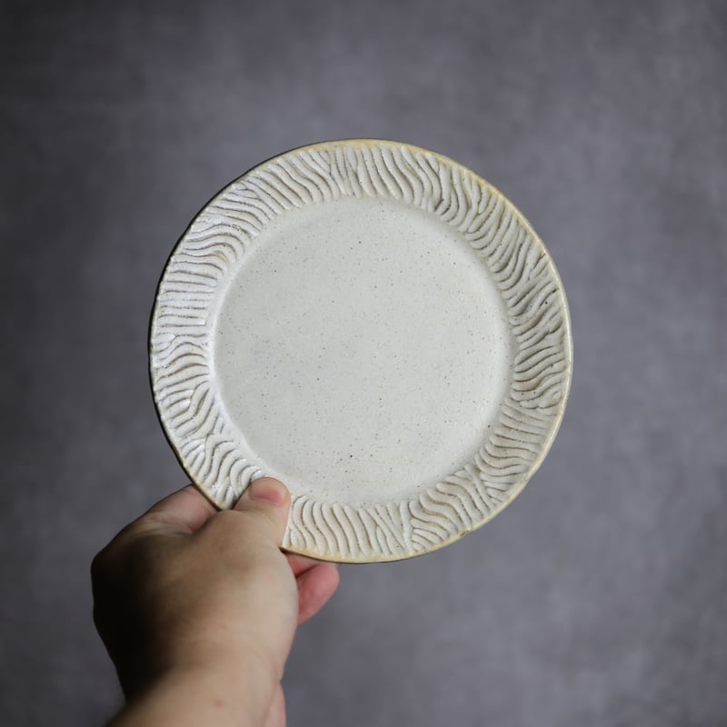 5寸皿1 彫り模様 やちむん 陶器 nagaremo:7008104 | MADE IN OK