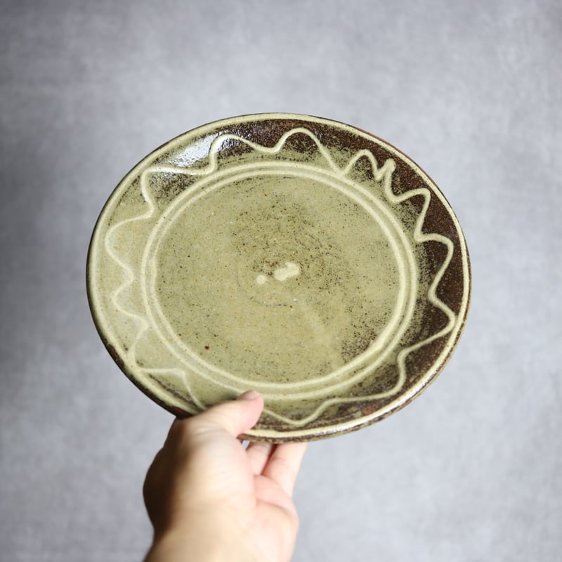 7寸平皿1 ミーシル イッチン 波紋 やちむん 陶器 榮一工房:7013126