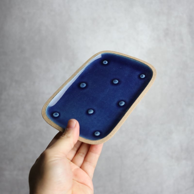 長角皿 小 点いっちん 呉須 やちむん 陶器 一翠窯:7021001 | MADE IN OK