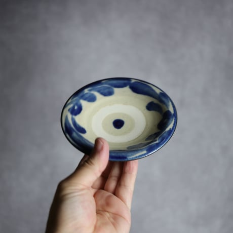 4寸皿1S 呉須 唐草 やちむん 陶器 いずみ窯 島袋工房:7028007