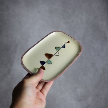 長角皿 小 ゆらぎ やちむん 陶器 一翠窯:7021001