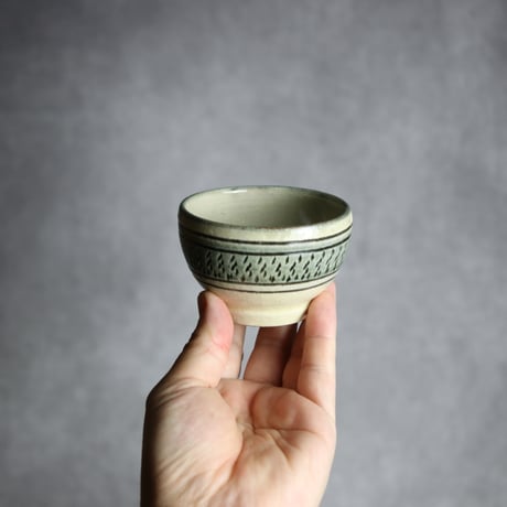 湯呑1 呉須釉 飛鉋 やちむん 陶器 百草陶房 : 7032040