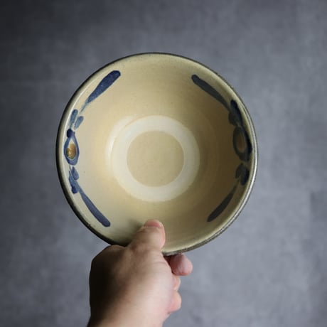 5寸マカイ1 飴 呉須釉 菊花唐草 やちむん 陶器 北窯 宮城正享工房:7005015