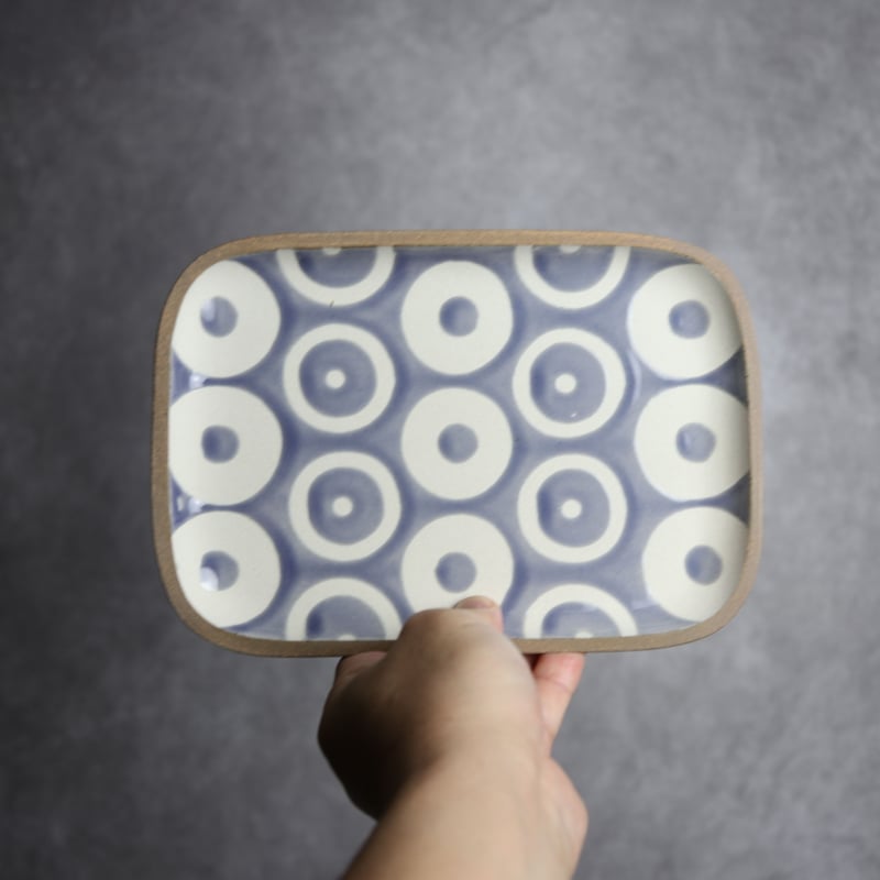 長角皿 中 ヘゴ 紫 やちむん 陶器 一翠窯:7021002 | MADE IN OKINAWA