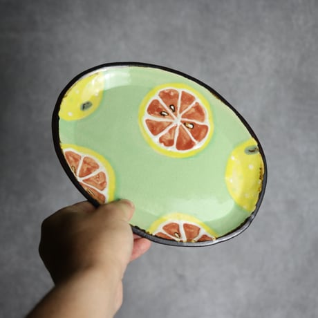 オーバルプレートB グレープフルーツ  やちむん 陶器 atelier qucchane:7026006
