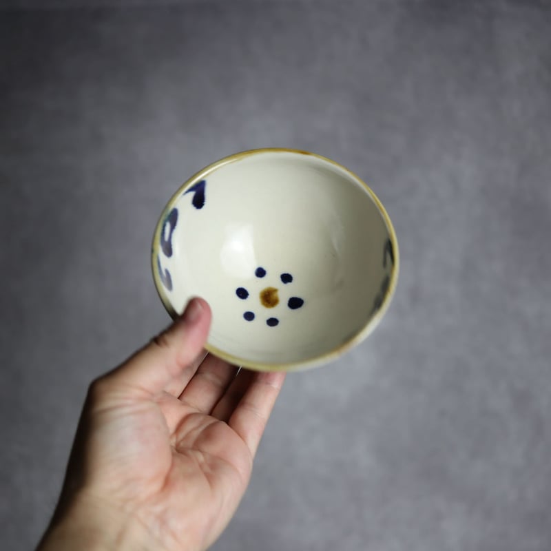 4寸マカイS1 飴 呉須釉 菊唐草 やちむん 陶器 拓美窯:7203009 | MADE IN