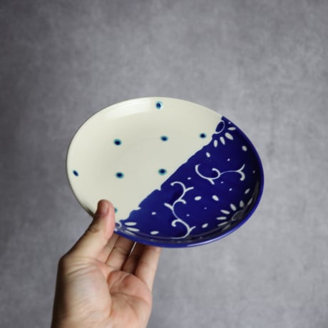 6寸皿 呉須釉 唐草 やちむん 陶器 高江洲陶磁器:7205005
