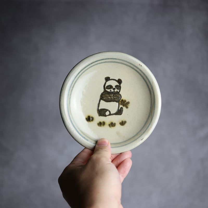 やむちん　チャタロウさん皿4点 こども4寸皿 ぱんだ やちむん 陶器 真南風工房:7011028 | MADE IN OKINAWA